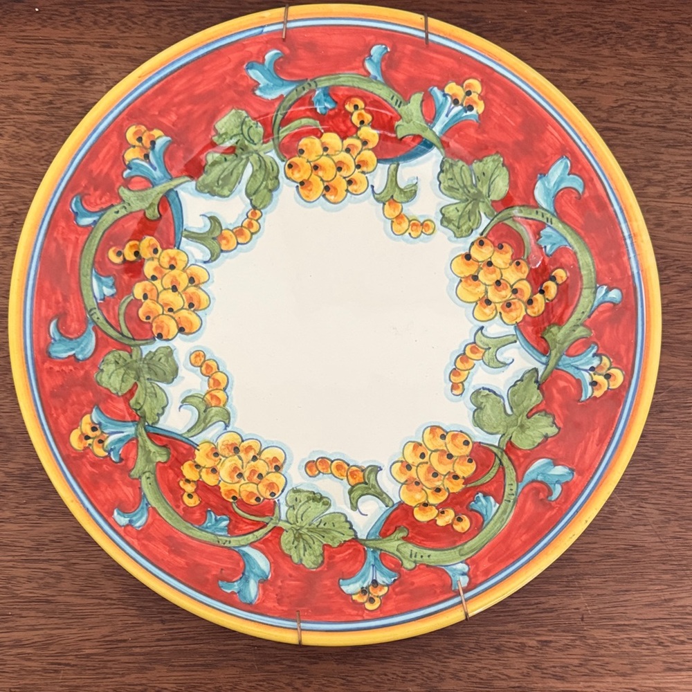 Deruta Corallo 11" smooth edge plate wall plate